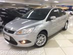 Clique para visualizar Ford Focus Sedan