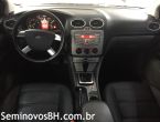 Clique para visualizar Ford Focus Sedan