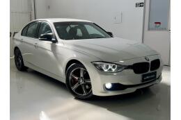 BMW 320i