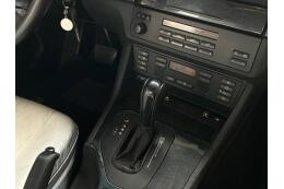 BMW 528i