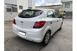 Chevrolet Onix Hatch