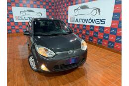 Ford Fiesta Sedan