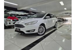 Ford Focus Sedan