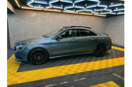 Mercedes Benz CLA 200