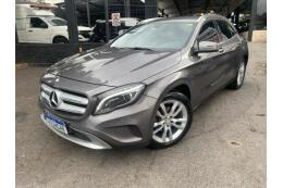 Mercedes Benz GLA 200