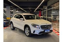 Mercedes Benz GLA 200