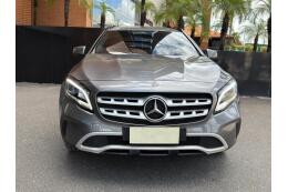 Mercedes Benz GLA 200