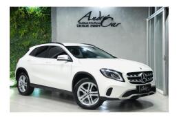 Mercedes Benz GLA 200