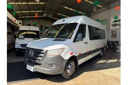 Mercedes Benz Sprinter 516