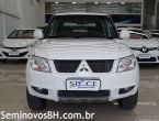 Clique para visualizar Mitsubishi Pajero TR4