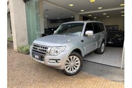 Mitsubishi Pajero Full