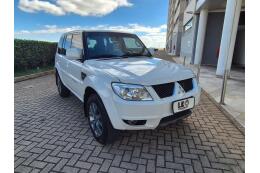 Mitsubishi Pajero TR4