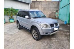 Mitsubishi Pajero TR4