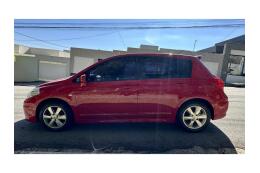 Nissan Tiida Hatch