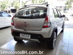 Clique para visualizar Renault Sandero