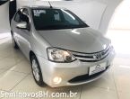 Clique para visualizar Toyota Etios Sedan