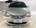 Clique para visualizar Toyota Etios Sedan