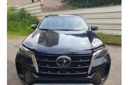 Toyota Hilux SW4