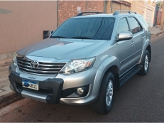 Toyota Hilux SW4