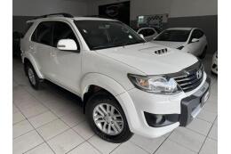 Toyota Hilux SW4