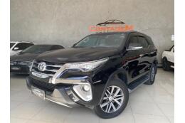 Toyota Hilux SW4