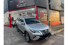 Toyota Hilux SW4