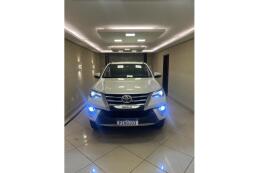 Toyota Hilux SW4