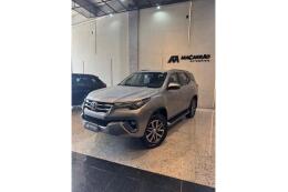 Toyota Hilux SW4