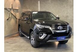 Toyota Hilux SW4
