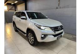 Toyota Hilux SW4