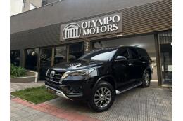Toyota Hilux SW4