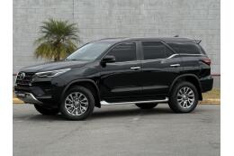 Toyota Hilux SW4