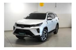Toyota Hilux SW4