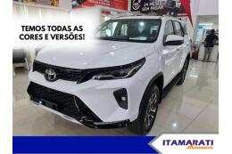 Toyota Hilux SW4