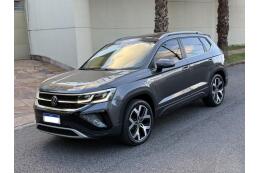 Volkswagen Taos